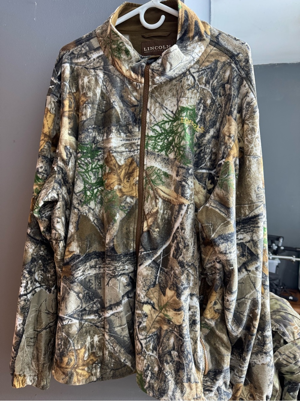 Lincoln Camo Jacket- Rugged Outdoor Hunting & Workwear Style Coat